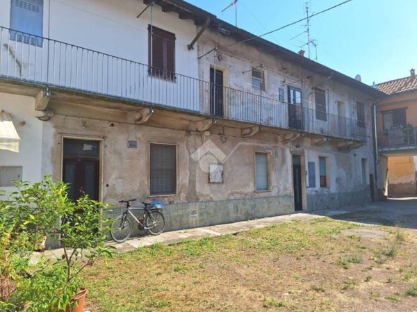 casa indipendente in vendita a Cuggiono