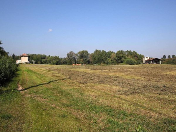 casa indipendente in vendita a Cuggiono in zona Castelletto di Cuggiono