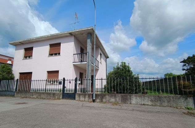 casa indipendente in vendita a Cuggiono