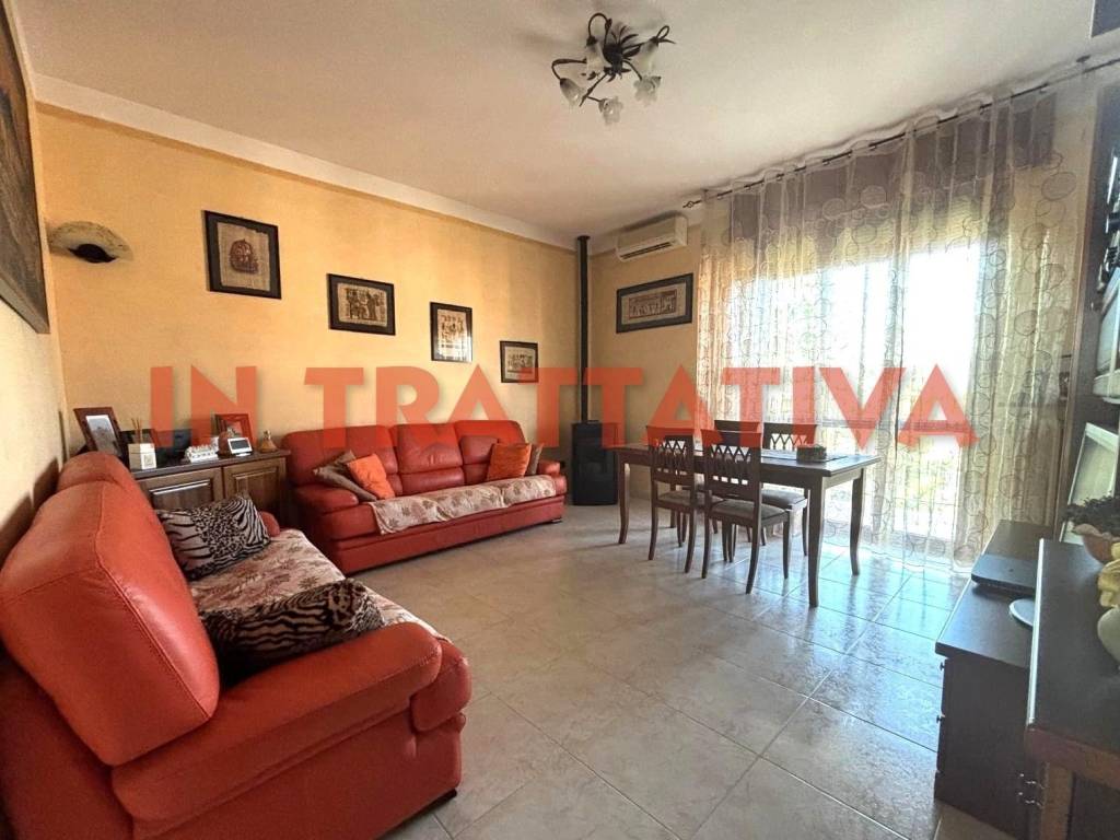 appartamento in vendita a Cuggiono in zona Castelletto di Cuggiono