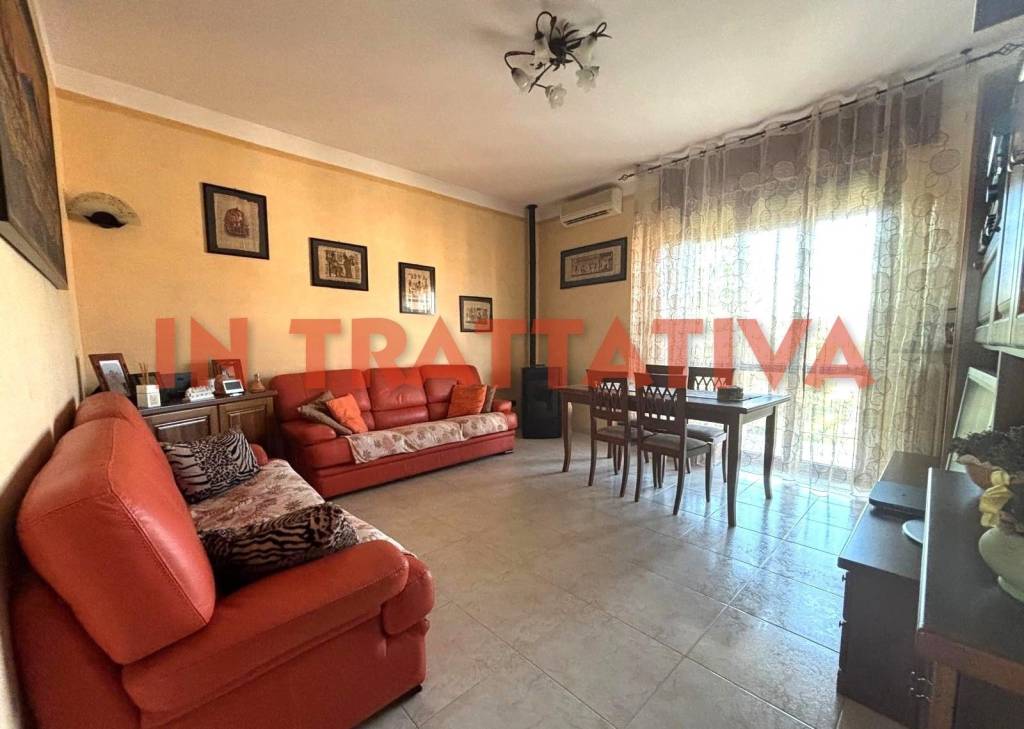 appartamento in vendita a Cuggiono in zona Castelletto di Cuggiono