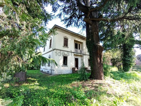 casa indipendente in vendita a Cuggiono