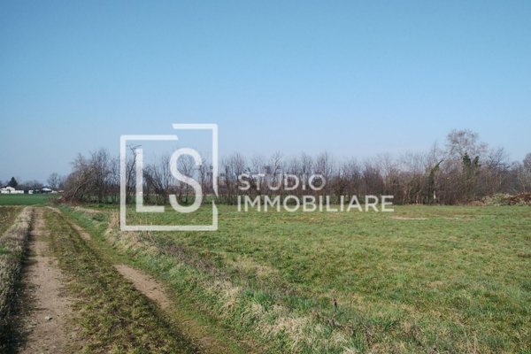 terreno agricolo in vendita a Cuggiono