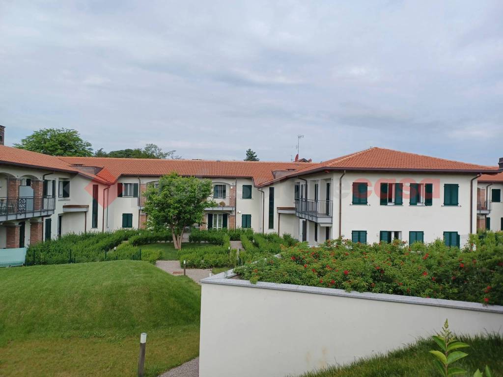 appartamento in vendita a Cuggiono in zona Castelletto di Cuggiono