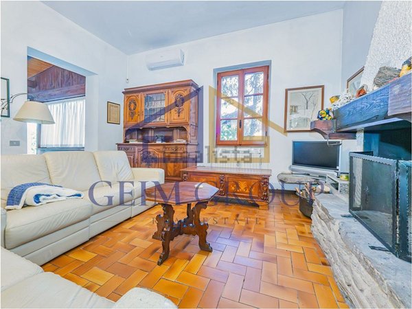 casa indipendente in vendita a Cuggiono