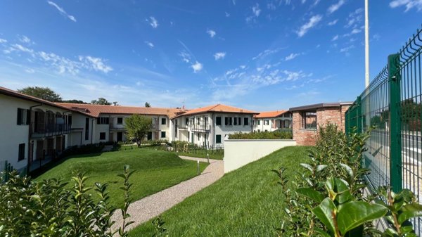 appartamento in vendita a Cuggiono in zona Castelletto di Cuggiono