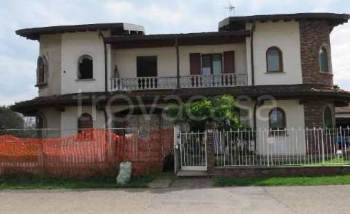 casa indipendente in vendita a Cuggiono