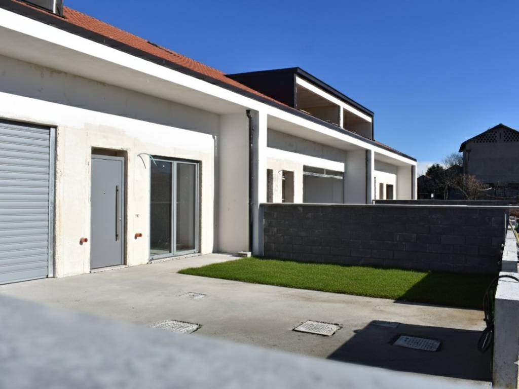 casa indipendente in vendita a Cuggiono