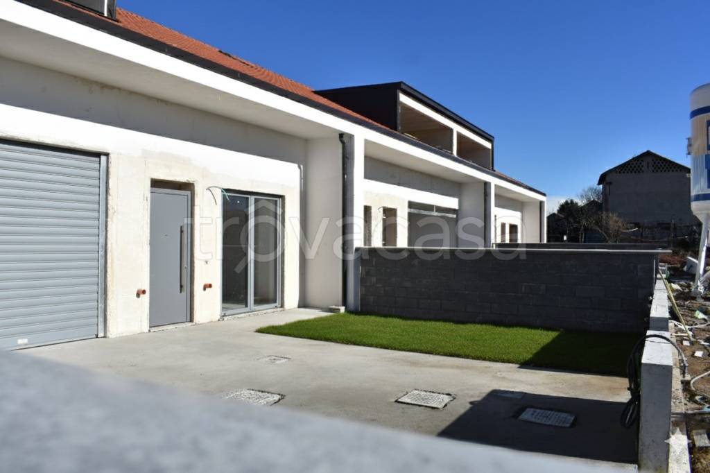 casa indipendente in vendita a Cuggiono