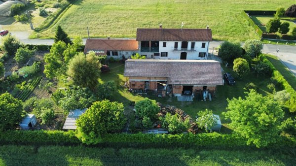 casa indipendente in vendita a Cuggiono
