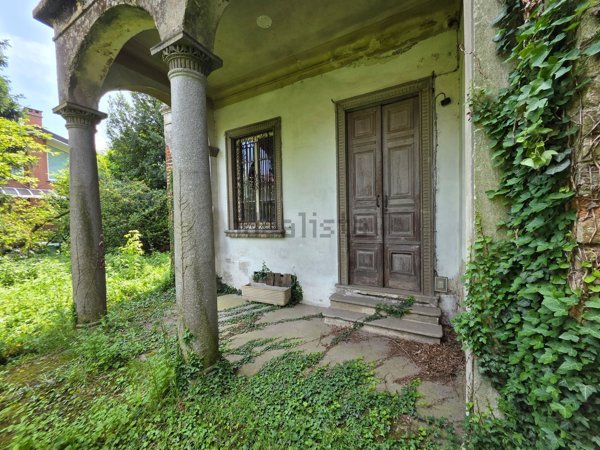 casa indipendente in vendita a Cuggiono