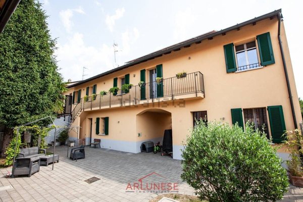 casa semindipendente in vendita a Cuggiono