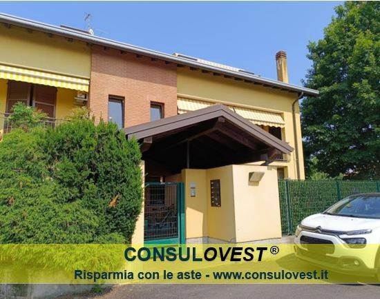appartamento in vendita a Cuggiono in zona Castelletto di Cuggiono