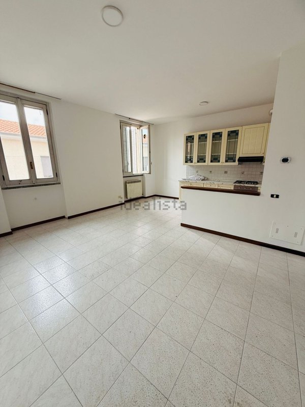 appartamento in vendita a Cuggiono in zona Castelletto di Cuggiono