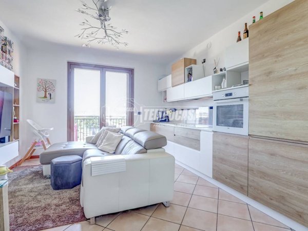 appartamento in vendita a Cuggiono in zona Castelletto di Cuggiono