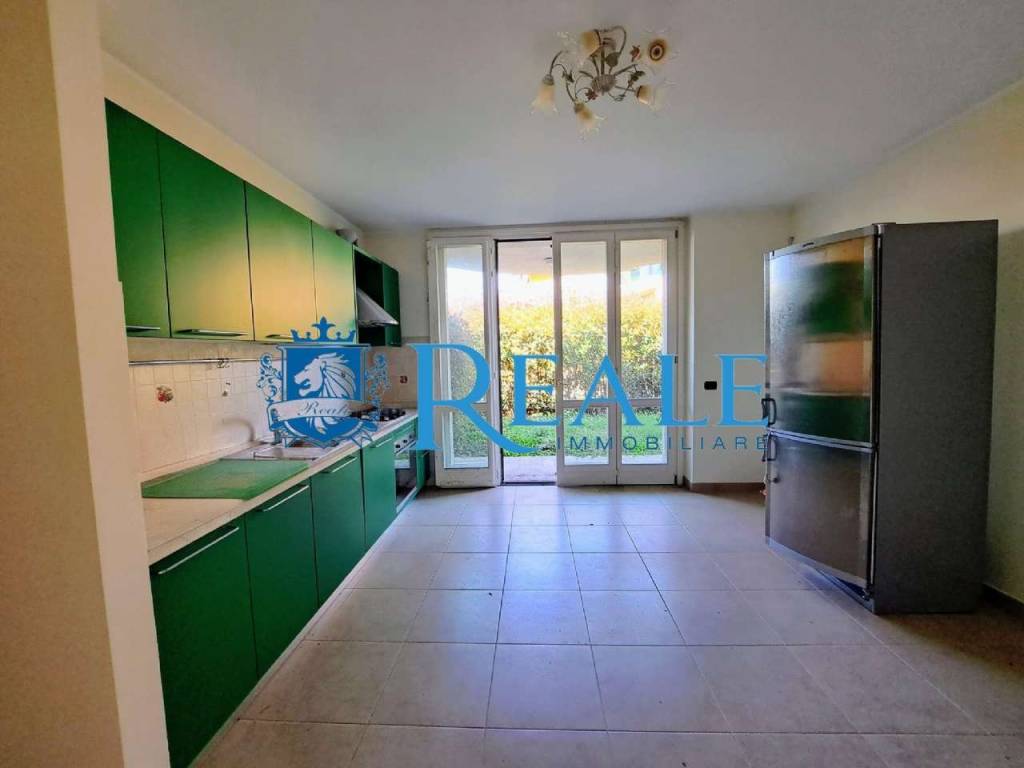 appartamento in vendita a Cuggiono in zona Castelletto di Cuggiono