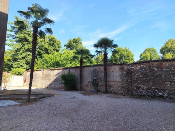 appartamento in vendita a Cuggiono in zona Castelletto di Cuggiono