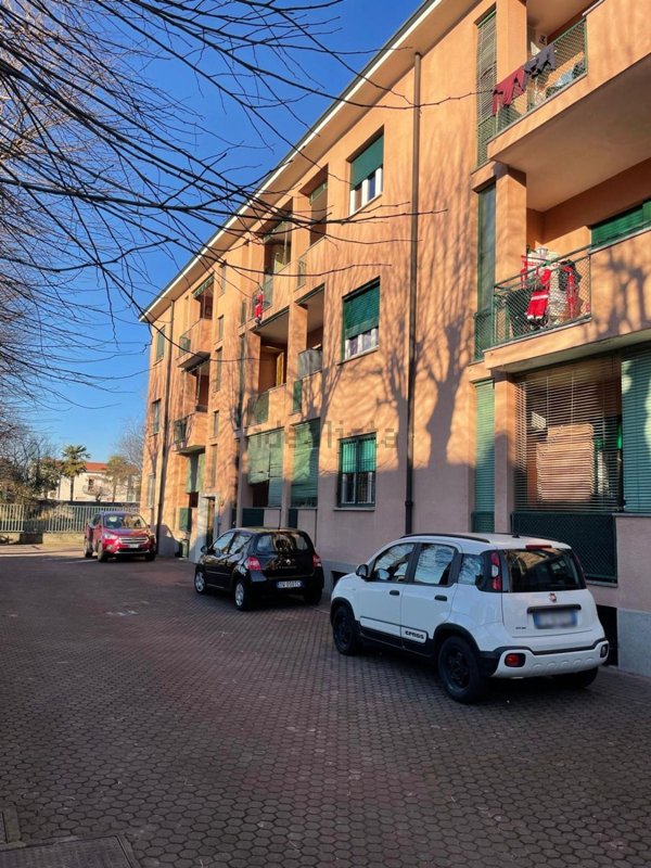 appartamento in vendita a Cuggiono in zona Castelletto di Cuggiono