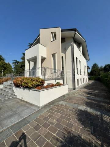 casa indipendente in vendita a Cuggiono in zona Castelletto di Cuggiono