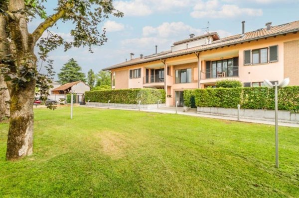 appartamento in vendita a Cuggiono in zona Castelletto di Cuggiono