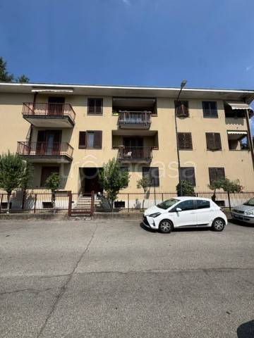 appartamento in vendita a Cuggiono in zona Castelletto di Cuggiono