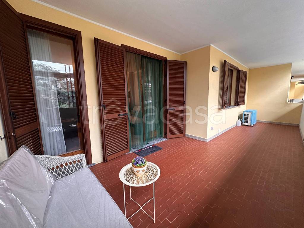 appartamento in vendita a Cuggiono in zona Castelletto di Cuggiono