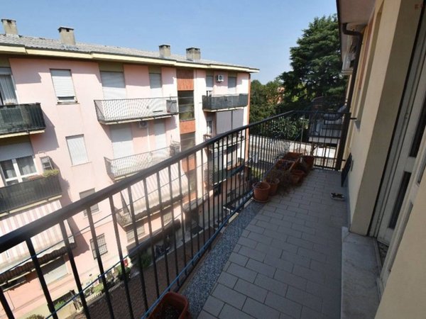 appartamento in vendita a Cuggiono in zona Castelletto di Cuggiono