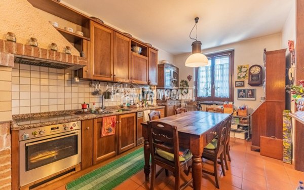 casa indipendente in vendita a Cusago