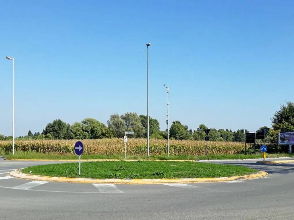 terreno agricolo in vendita a Cusago