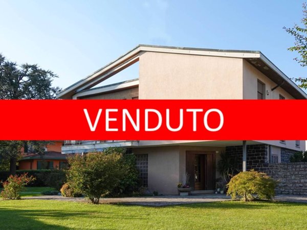 casa indipendente in vendita a Cusago