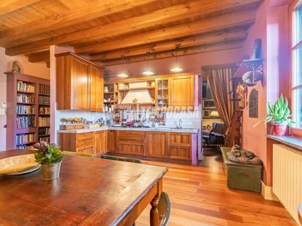 appartamento in vendita a Cusago in zona Monzoro