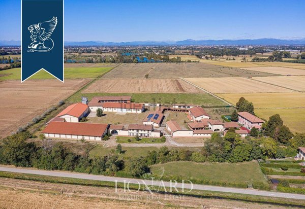 casa indipendente in vendita a Cusago in zona Monzoro