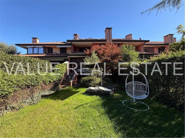 casa indipendente in vendita a Cusago