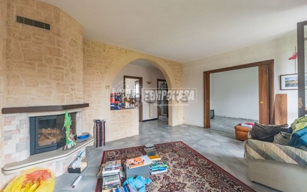 appartamento in vendita a Cusago in zona Monzoro