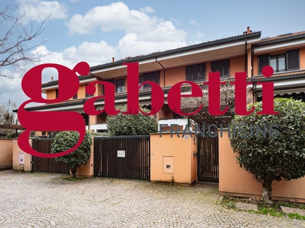 casa indipendente in vendita a Cusago