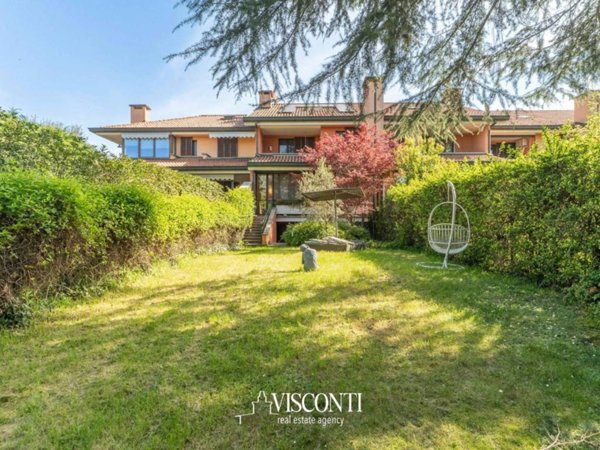 casa indipendente in vendita a Cusago