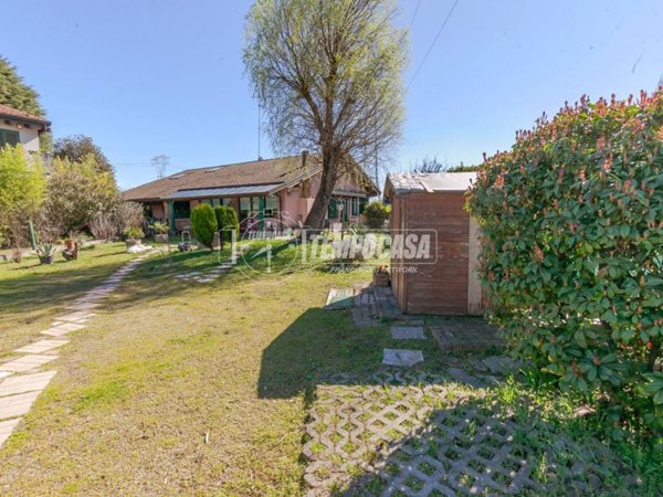 casa indipendente in vendita a Cusago