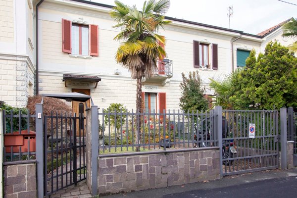 casa indipendente in vendita a Cusano Milanino