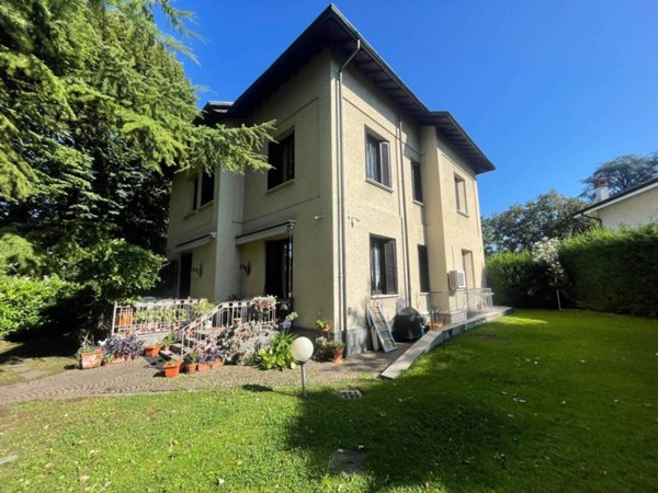 casa indipendente in vendita a Cusano Milanino