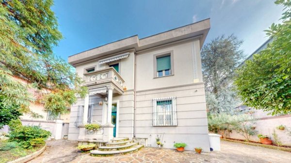 casa indipendente in vendita a Cusano Milanino