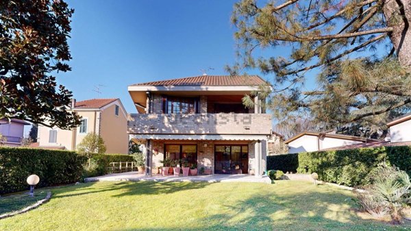 casa indipendente in vendita a Cusano Milanino
