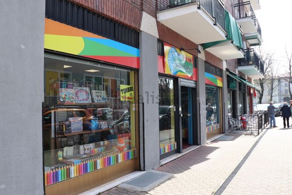 negozio in vendita a Cusano Milanino