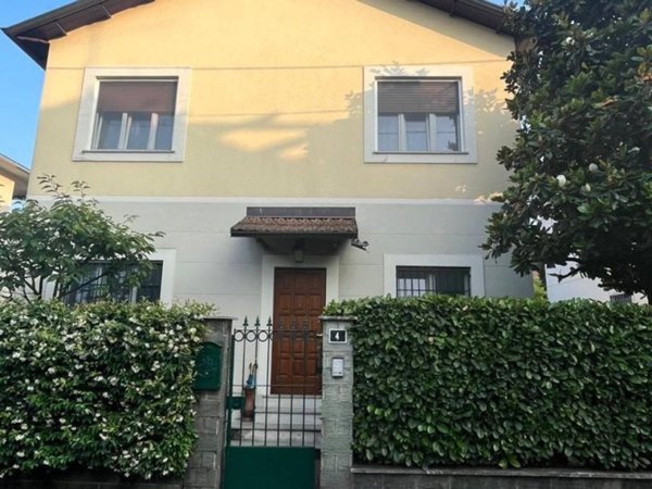 casa indipendente in vendita a Cusano Milanino