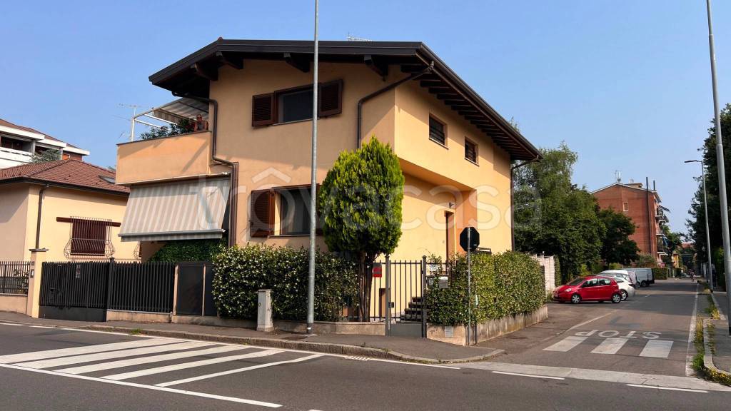 appartamento in vendita a Cusano Milanino