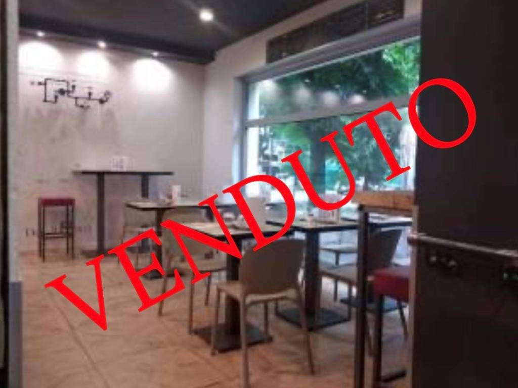negozio in vendita a Cusano Milanino