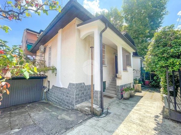 casa indipendente in vendita a Cusano Milanino