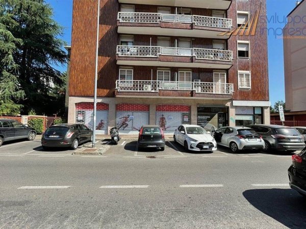negozio in vendita a Cusano Milanino