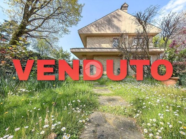 casa indipendente in vendita a Cusano Milanino