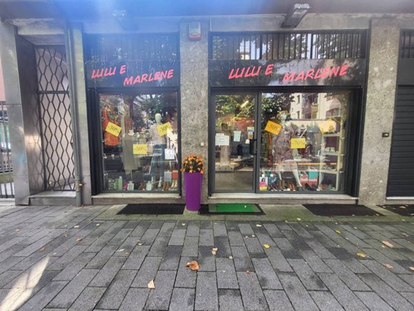 negozio in vendita a Cusano Milanino