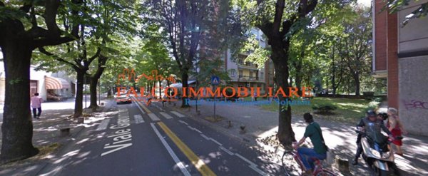 negozio in vendita a Cusano Milanino